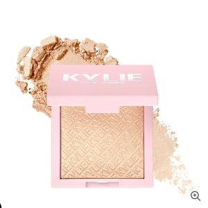 KYLIE JENNER KYLIGHTER